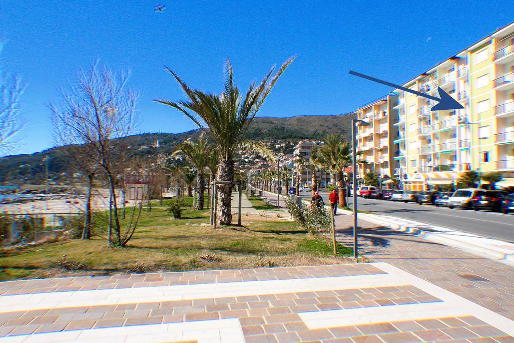 Appartamento Frontemare Andora Экстерьер фото